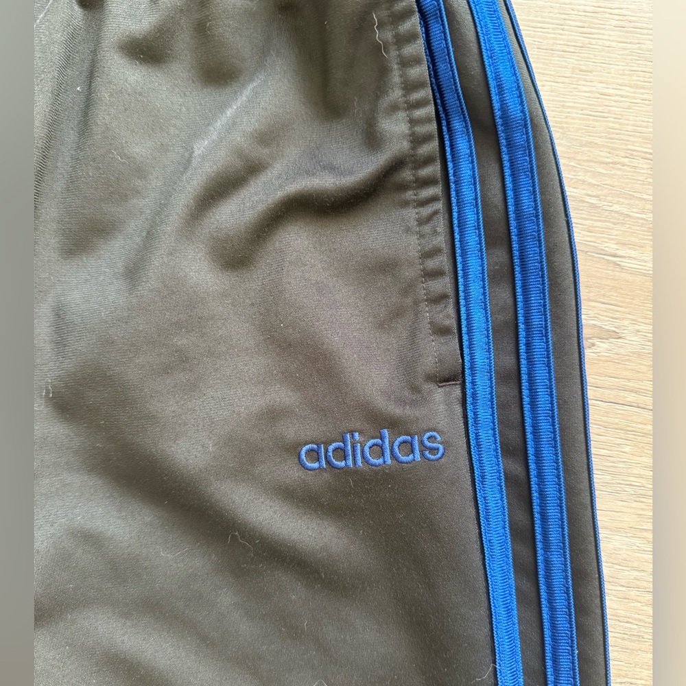 Adidas Boy’s Size M 10/12 Black Blue Joggers Athletic Pants VGUC - Picture 4 of 8